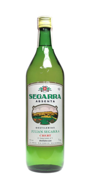 Segarra Absinth in einer 1 Liter grünen Flasche mit weißem bedruckten Etikett