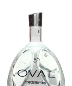 Oval 56 Vodka in einer 0,7 Liter dekorativen durchsichtigen Glasflasche