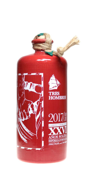 Tres Hombres Rum 2017 Captain Choice Edition 18 in einer roten dekorativen 1 Liter Vintage-Flasche aus Ton.