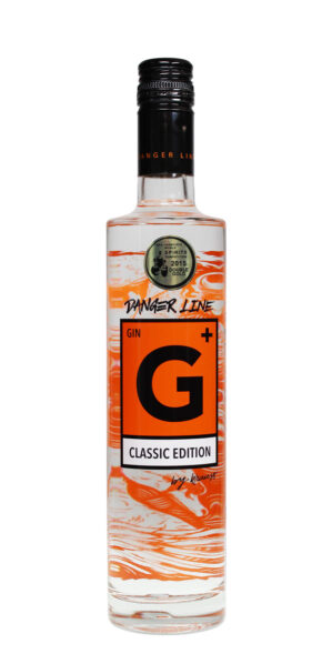 0,5 Liter Flasche G+ Classic Edition Gin von Danger Line, 44% vol. Die Flasche aus klarem Glas ist auffällig mit einer orangefarbenen Grafik dekoriert.